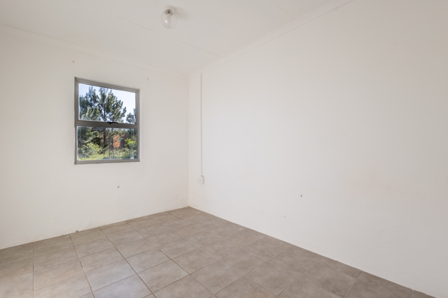 12 Bedroom Property for Sale in Kranshoek Township Western Cape
